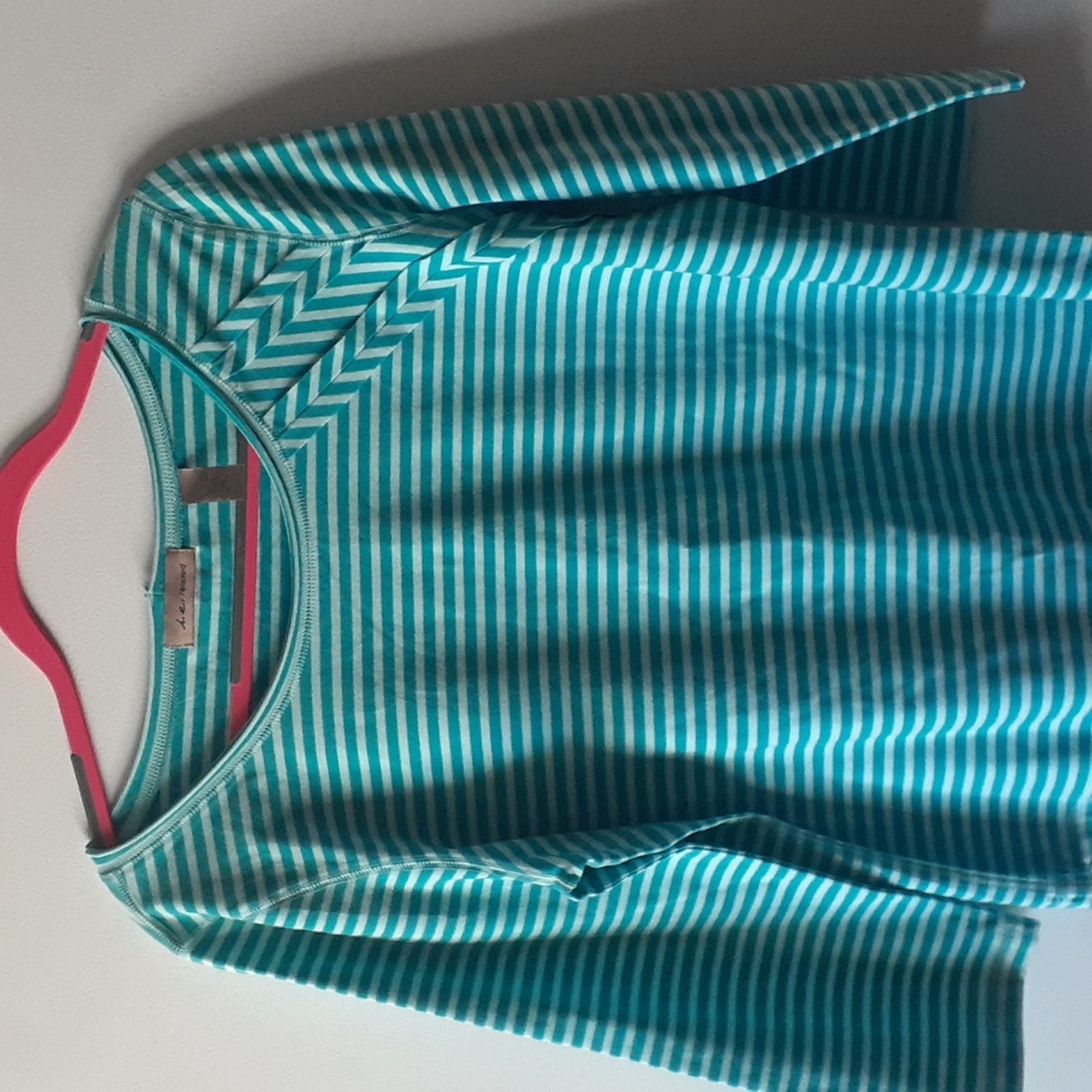 1 ie relaxed long sleeve t shirt 1 Valerie Steven's long sleeved t shirt